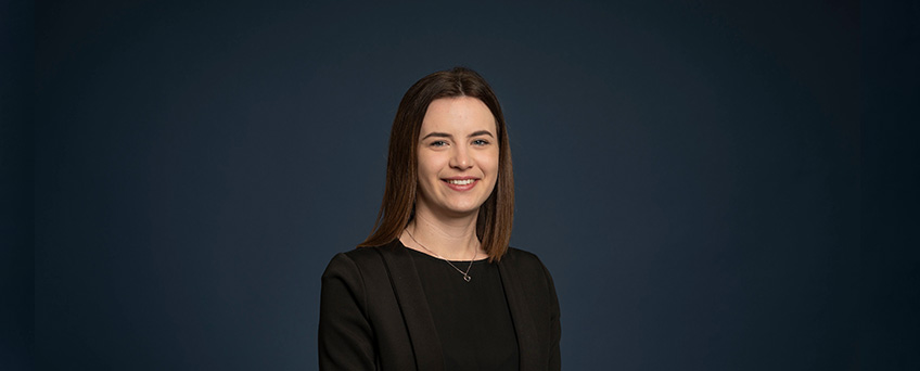 Laura Elliott Website